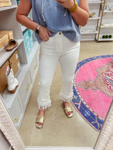 Load image into Gallery viewer, Fowlen Frayed Jeans
