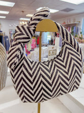 Load image into Gallery viewer, Penny Clutch Bag
