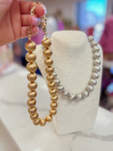 Load image into Gallery viewer, Chic Big Ball Necklace
