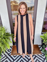 Load image into Gallery viewer, Colorblock Maxi Dress
