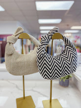 Load image into Gallery viewer, Penny Clutch Bag
