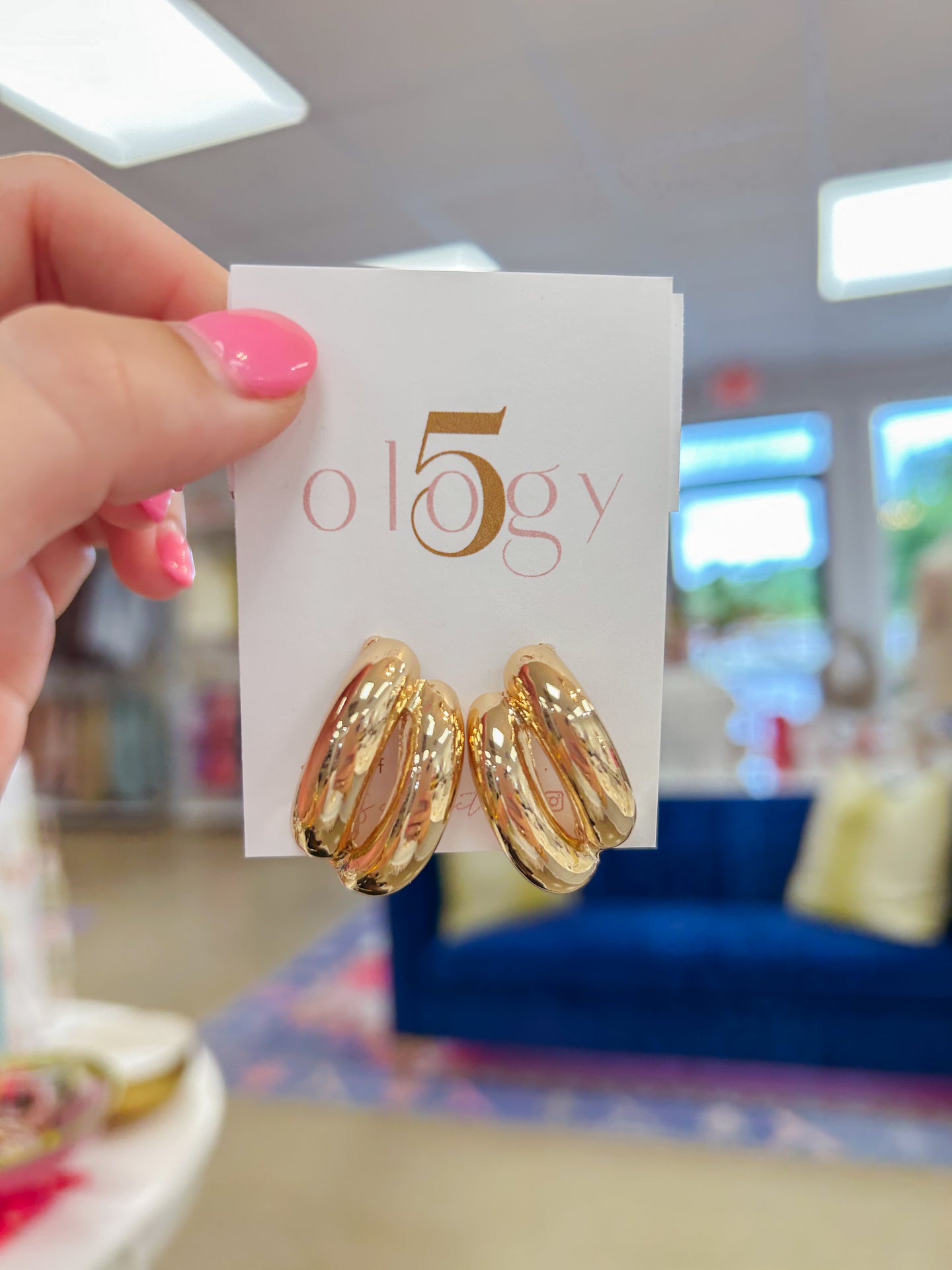 Layered & Curved Hoops