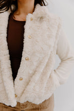 Load image into Gallery viewer, Knit Sleeve Fur Jacket
