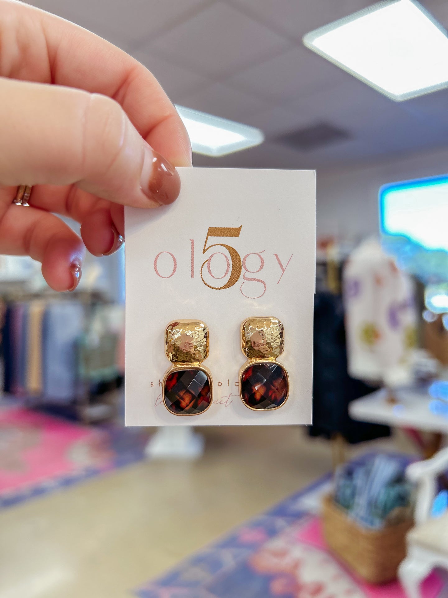 Tortoise Textured Square Earring