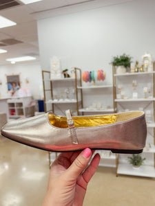 Blaire Flat