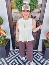 Load image into Gallery viewer, Sandy Top
