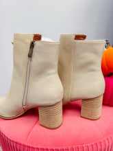 Load image into Gallery viewer, Ramona Boot
