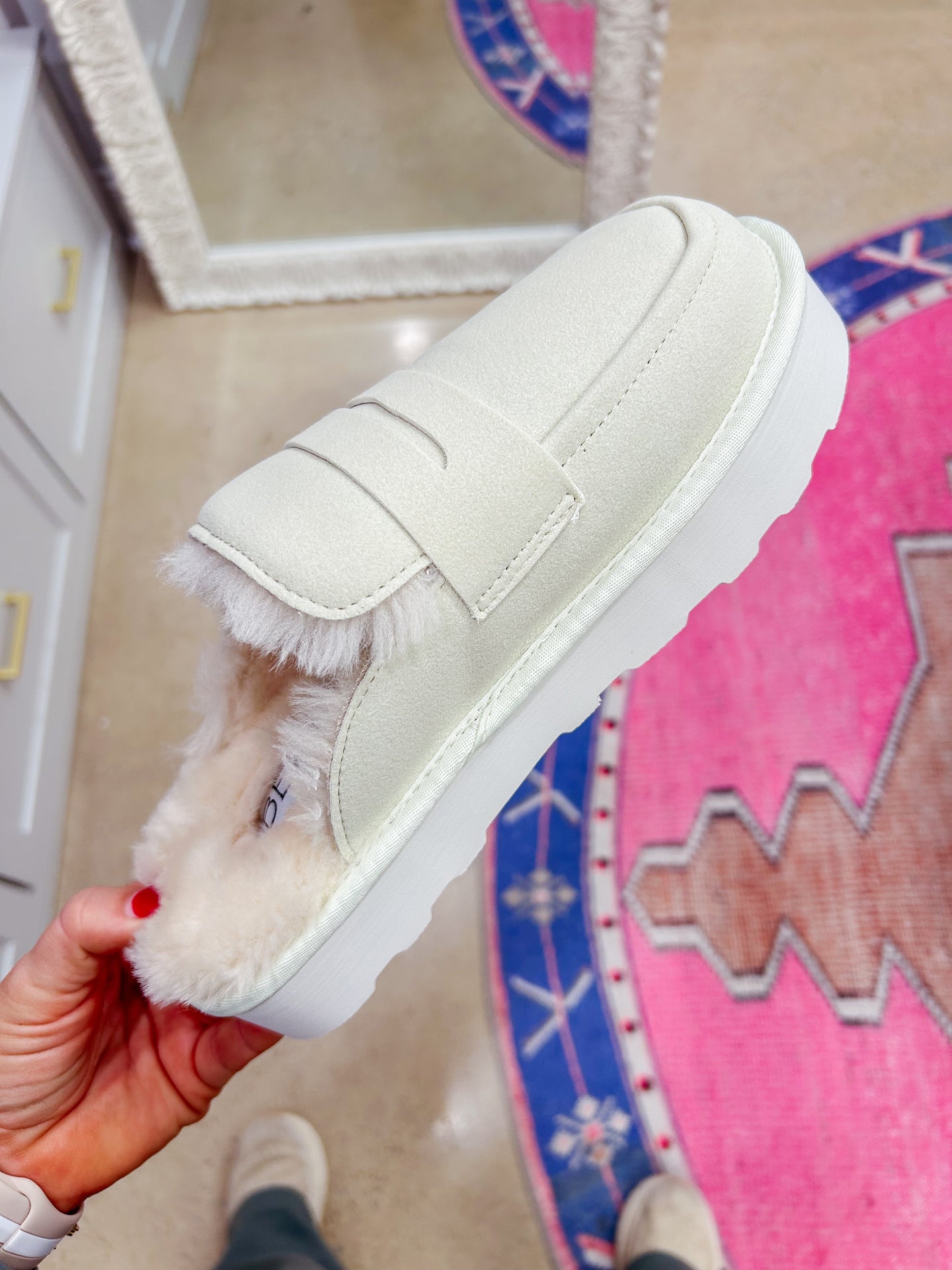 Stowe Ivory Slipper