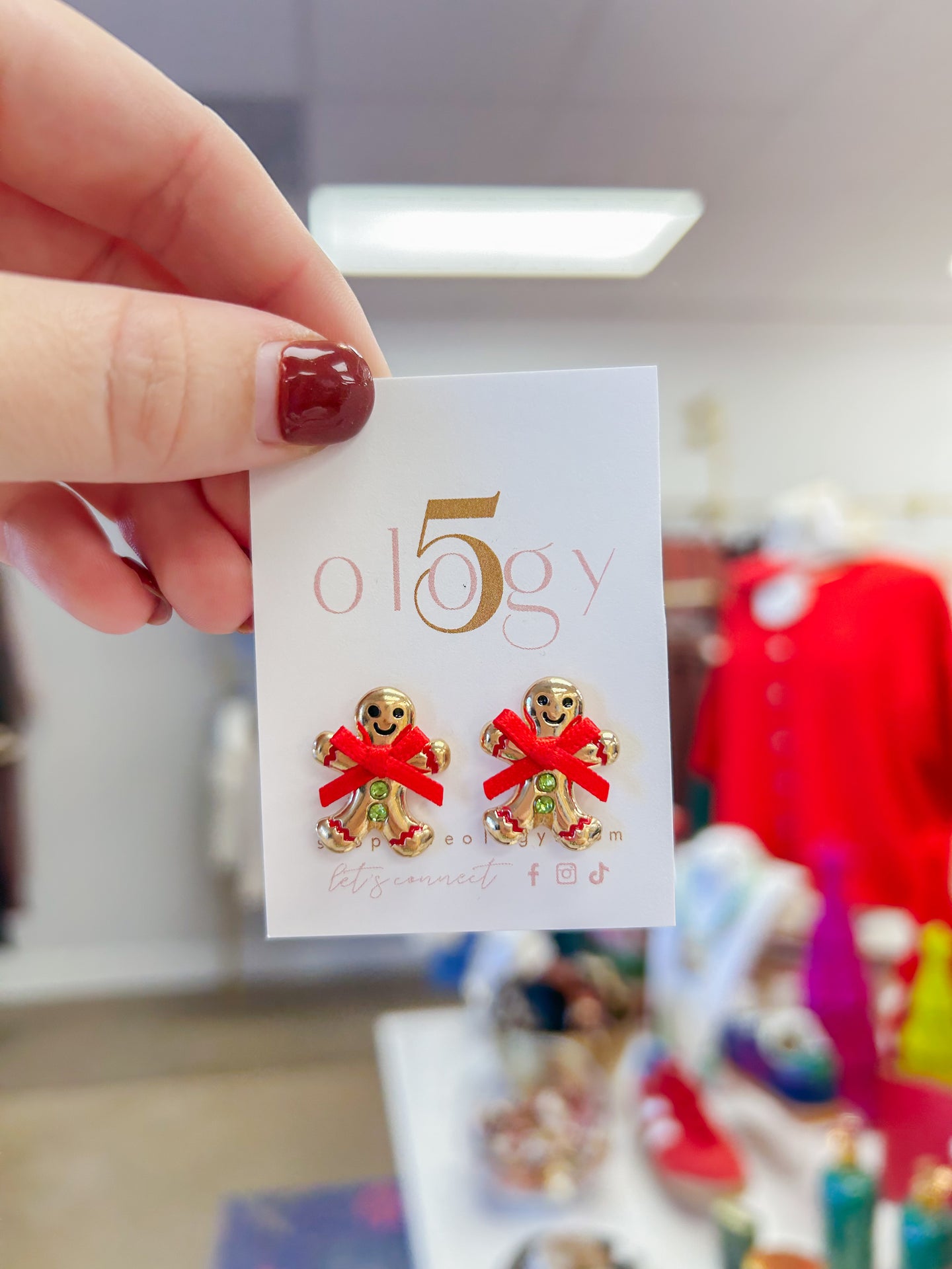 Gingerbread Ribbon Stud