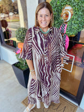 Load image into Gallery viewer, Barb Dress - Plus Size
