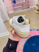 Load image into Gallery viewer, Denisse Sneaker
