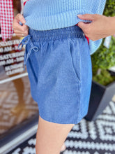 Load image into Gallery viewer, Denim Relaxed Shorts
