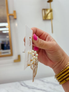 Linked Crystal Bow & Pearl Earring
