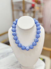 Load image into Gallery viewer, Holly Chunky Necklace
