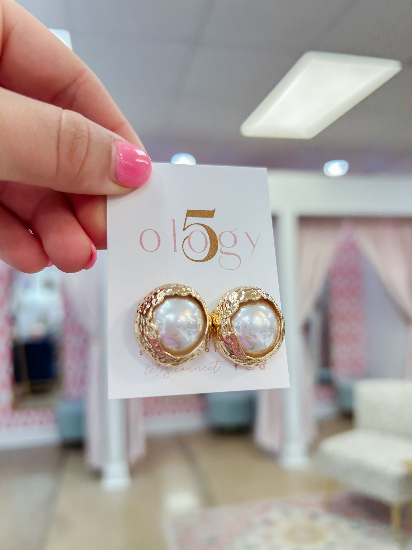 Pearl Textured Casting Round Earring