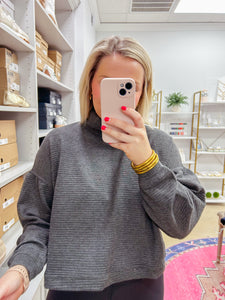 Everyday Pullover - Charcoal